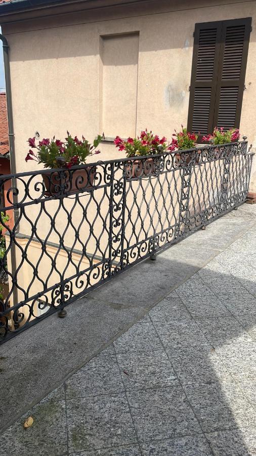 Villa Ghiringhelli Azzate Exteriör bild